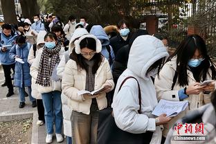 申花教练组：马莱莱进球问题更多是心理层面，就是帮他调整好心态